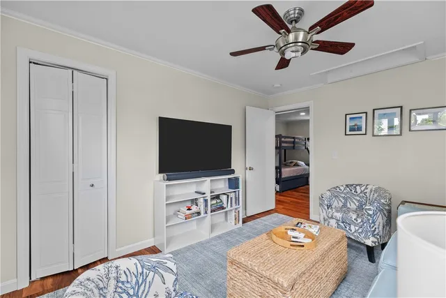 $2,950 | 59 Berkley Avenue, Portsmouth, RI 02871