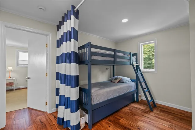 $2,950 | 59 Berkley Avenue, Portsmouth, RI 02871