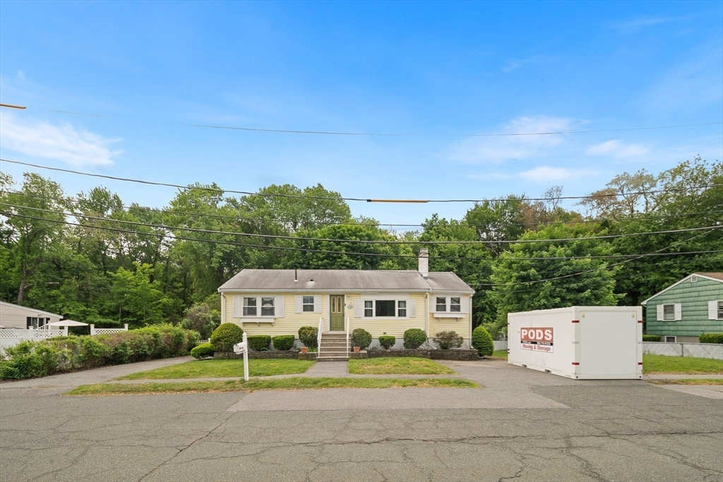 12 Karen Road Woburn, MA 01801 - Photo 27 of 33