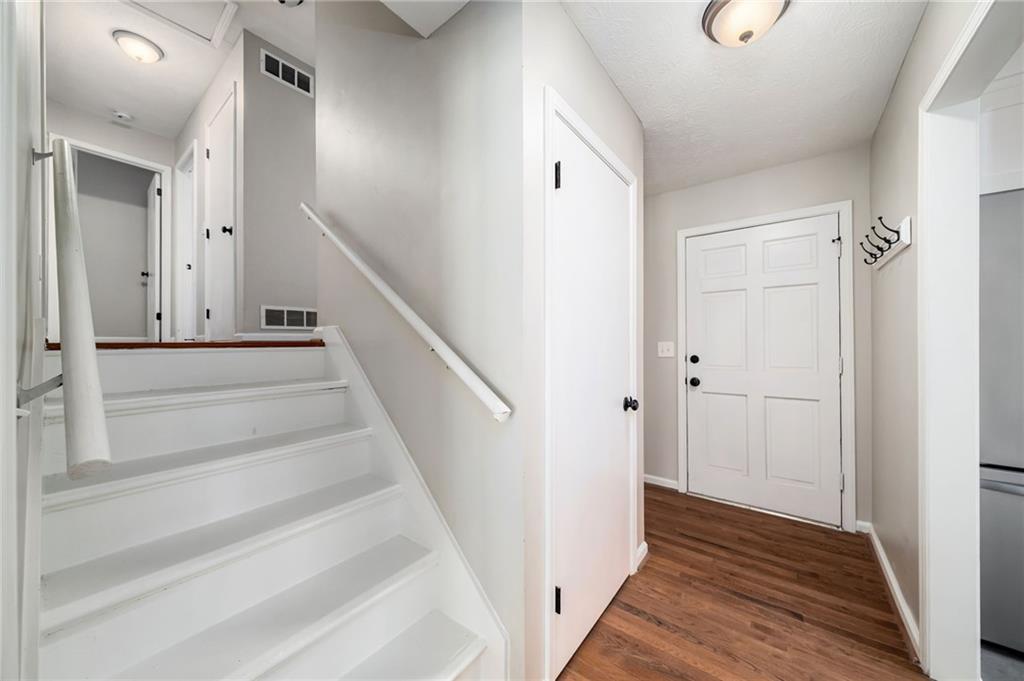 641 Gordon Combs Road Northwest Marietta, GA 30064 - Photo 10 of 32