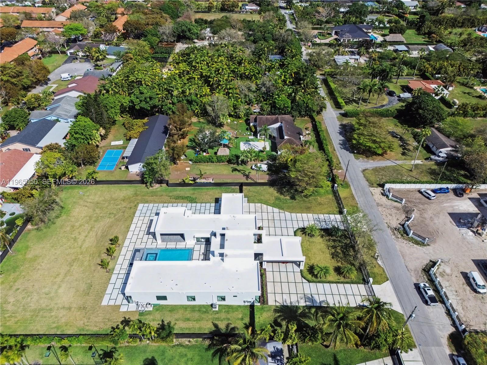 11481 Southwest 93rd Street Miami, FL 33176 - Photo 38 of 70