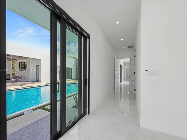$6,250,000 | 11481 Southwest 93rd Street, Miami, FL 33176