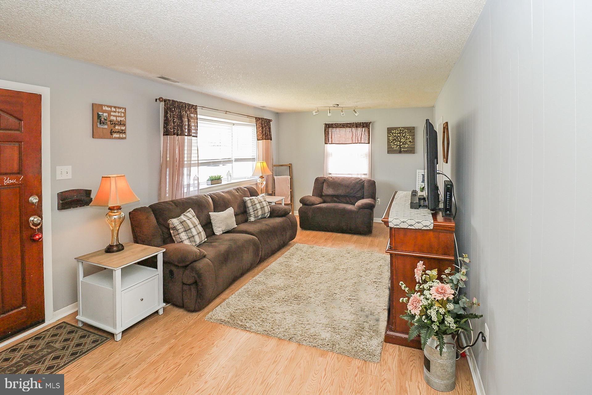 470 West Browning Road Bellmawr, NJ 08031 - Photo 3 of 24 Gallery Image 3