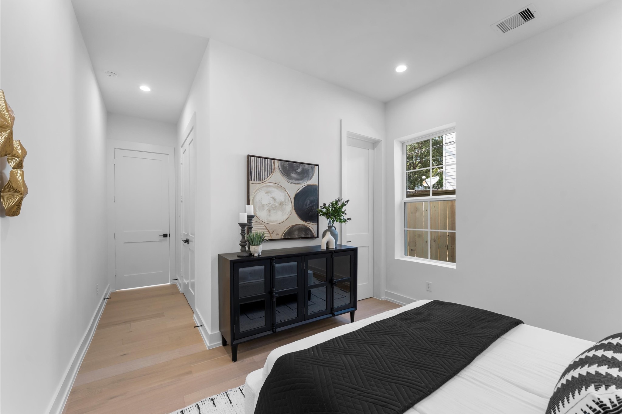 2928 Michaux Street Houston, TX 77009 - Photo 32 of 44 First floor bedroom.