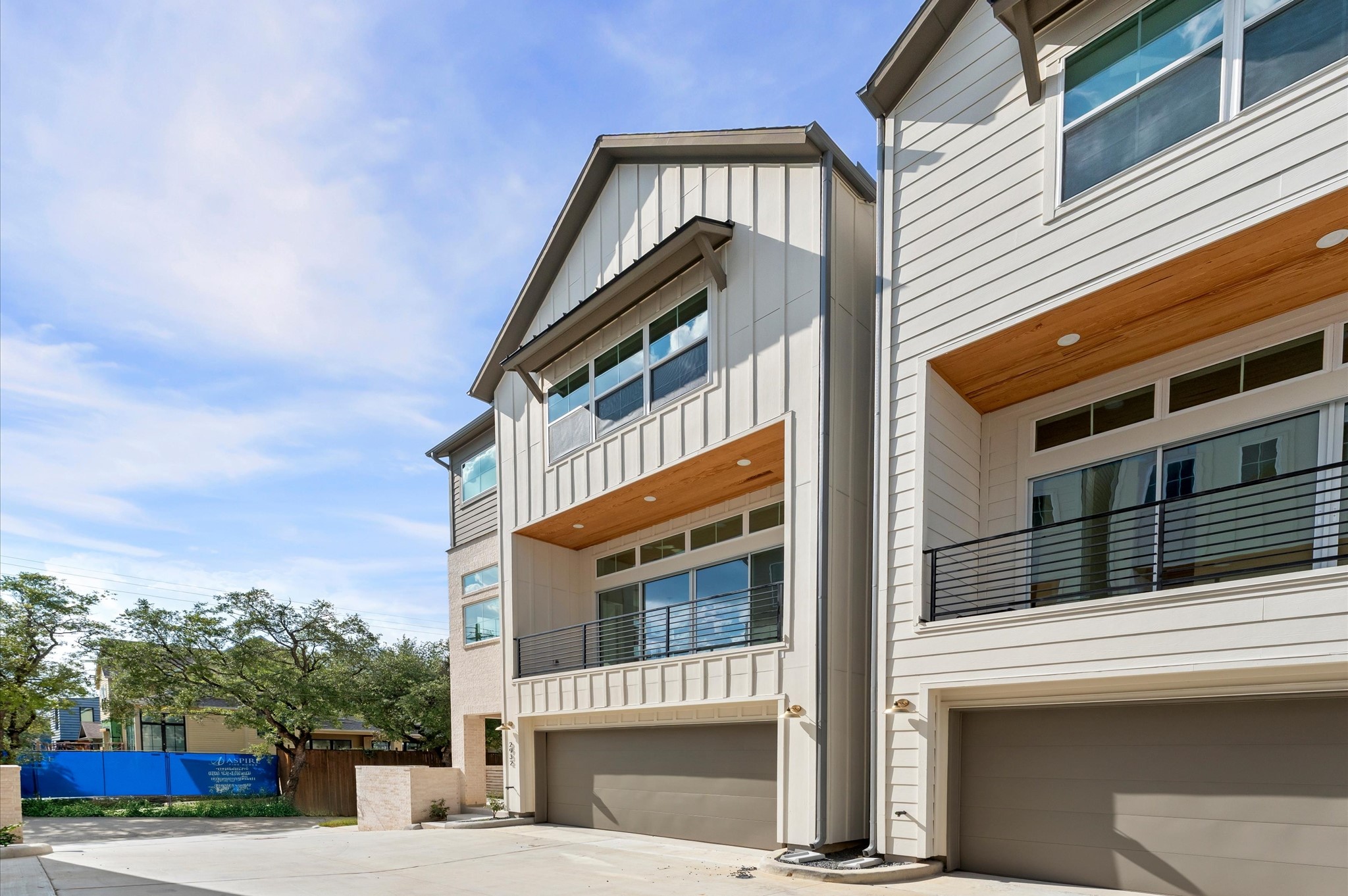 2928 Michaux Street Houston, TX 77009 - Photo 40 of 44 Modern luxury finishes with access to hike/bike trails, parks, fine dining and retail.