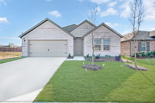 $309,990 | 1805 Rushpea Drive, Royse City, TX 75189
