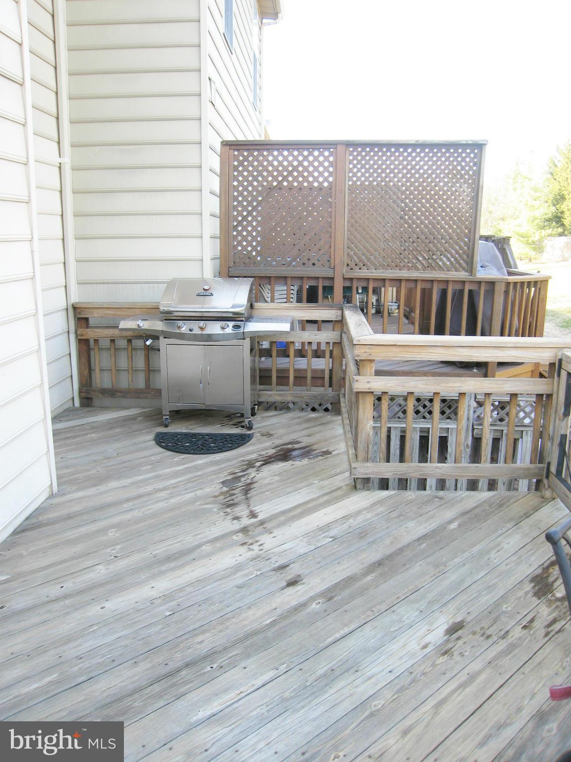 6009 Bingley Road Alexandria, VA 22315 - Photo 22 of 30 Large Deck Offers Separate Grilling & Seating Area