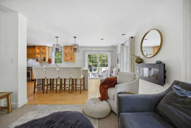 $839,900 | 7 Hideaway Drive, Freeport, ME 04032