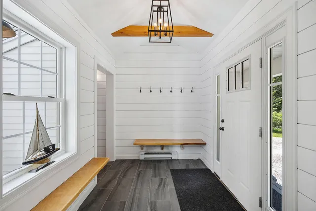 $839,900 | 7 Hideaway Drive, Freeport, ME 04032