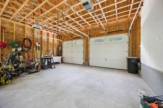 $839,900 | 7 Hideaway Drive, Freeport, ME 04032