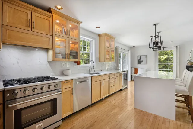 $839,900 | 7 Hideaway Drive, Freeport, ME 04032