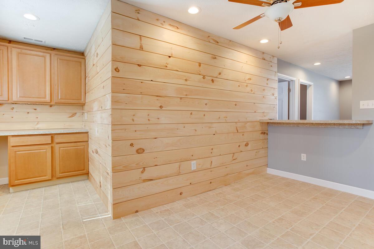 622 Old Love Point Road Stevensville, MD 21666 - Photo 7 of 38 Eat In Kitchen,