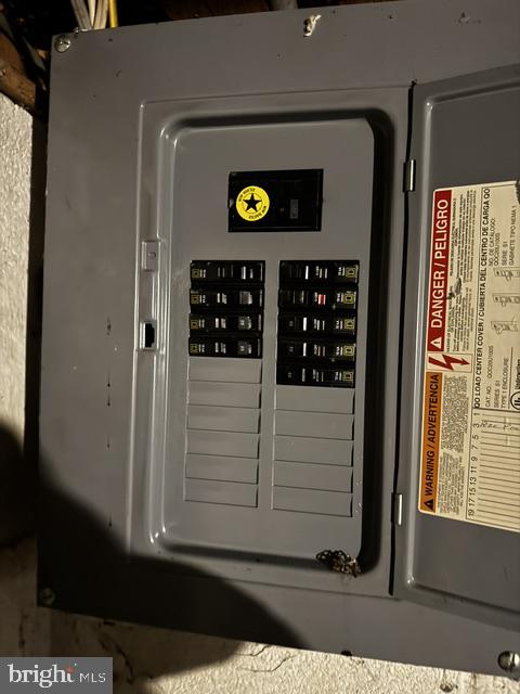 185 Bailey Gap Road Reedsville, PA 17084 - Photo 28 of 41 100 amp breakers