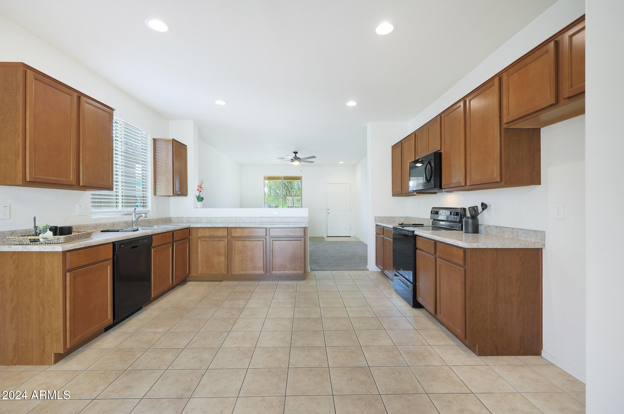 11518 West Boca Raton Road El Mirage, AZ 85335 - Photo 11 of 26 B (9)