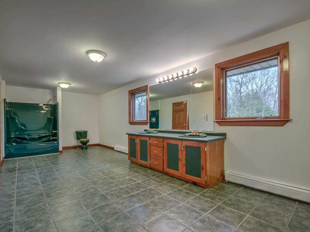 16 Oak Ledge Road Pittston, ME 04345 - Photo 12 of 29 This is the upstairs bathroom double...