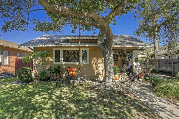 $1,398,888 | 615-617 Wildrose Avenue, Monrovia, CA 91016