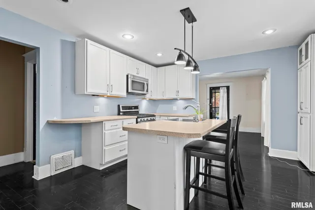 $147,500 | 1617 South Lincoln Avenue, Springfield, IL 62704