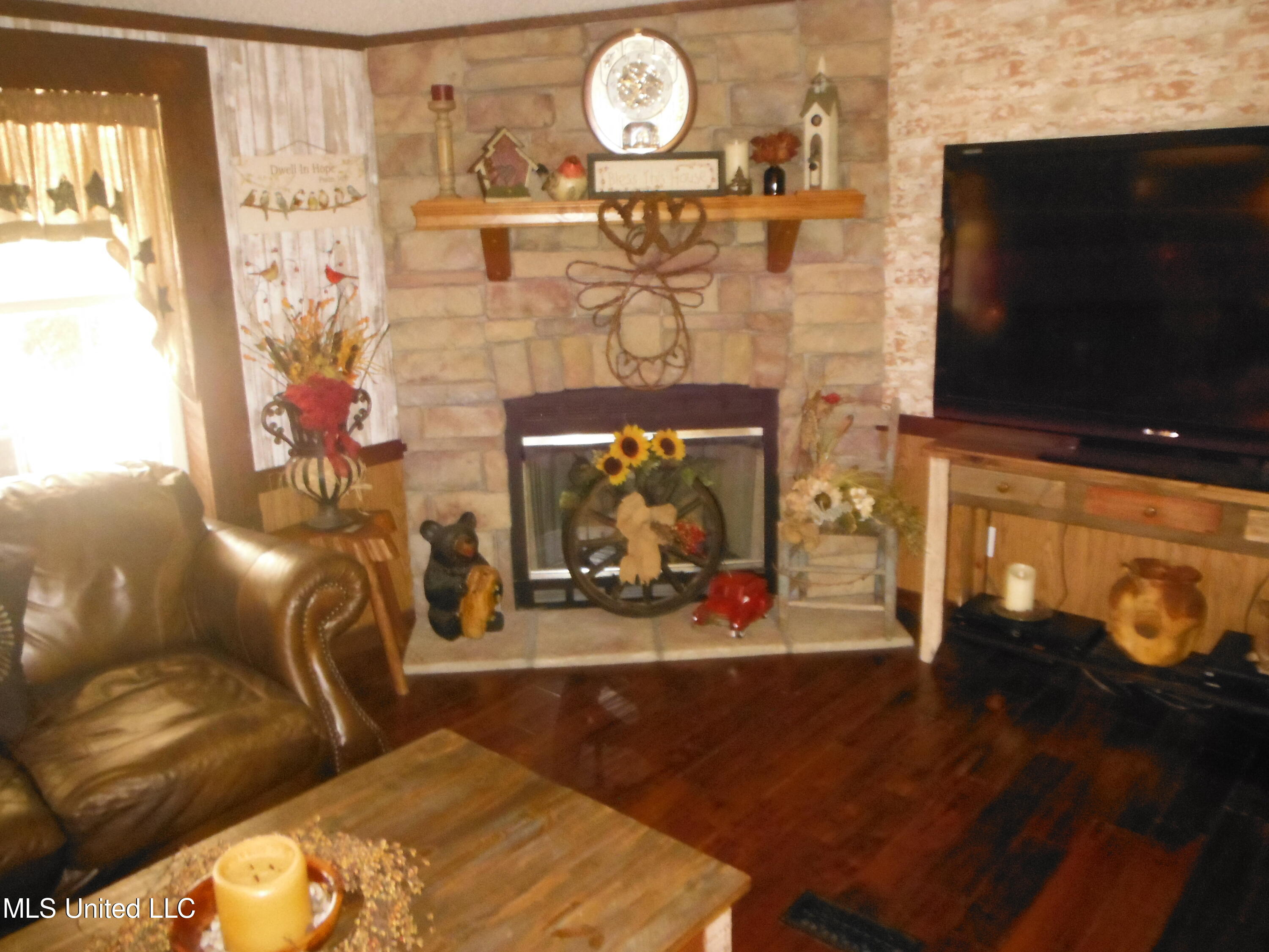 4925 County Line Road Forest, MS 39074 - Photo 2 of 23 4925 County Line Rd 042