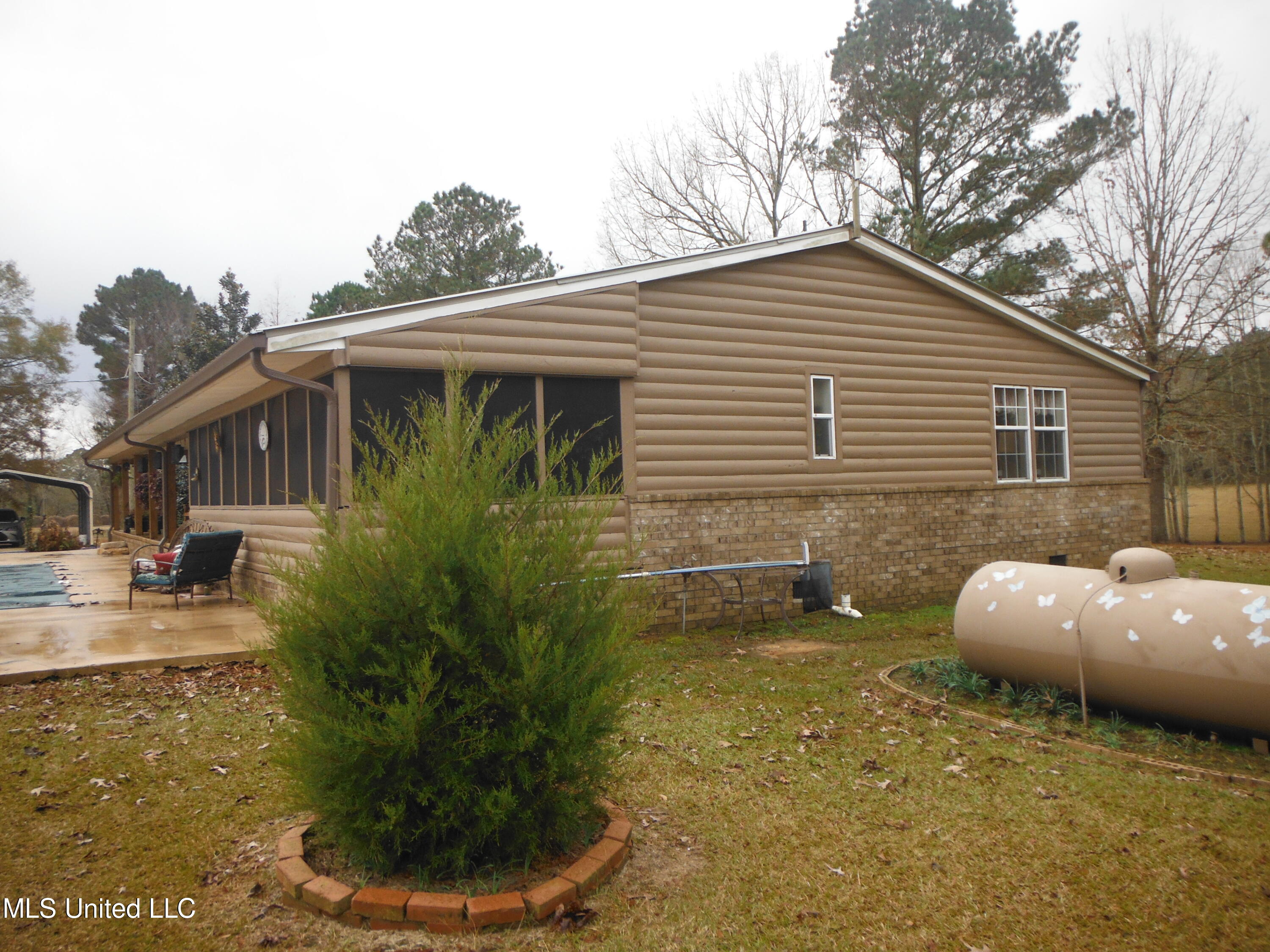 4925 County Line Road Forest, MS 39074 - Photo 3 of 23 4925 County Line Rd 050