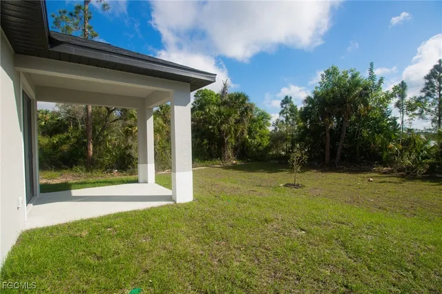 $2,100 | 1032 North Hilton Circle, LaBelle, FL 33935
