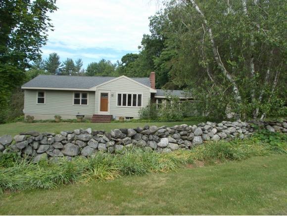29 Maple Avenue Atkinson, NH 03811 - Photo 1 of 1 Gallery Image 1