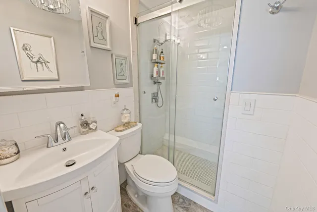 $749,000 | 248 Arnold Avenue, West Babylon, NY 11704