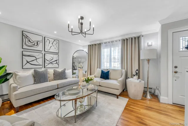 $749,000 | 248 Arnold Avenue, West Babylon, NY 11704