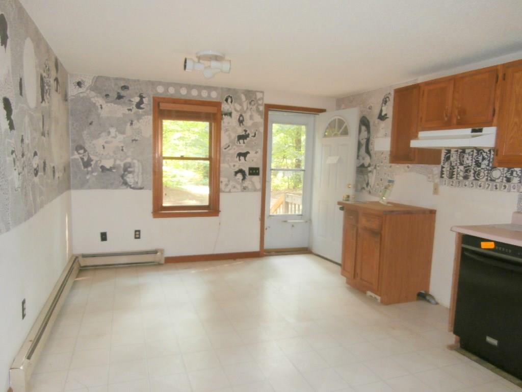 31 Old Portland Road North Waterboro, ME 04061 - Photo 2 of 17 Photo