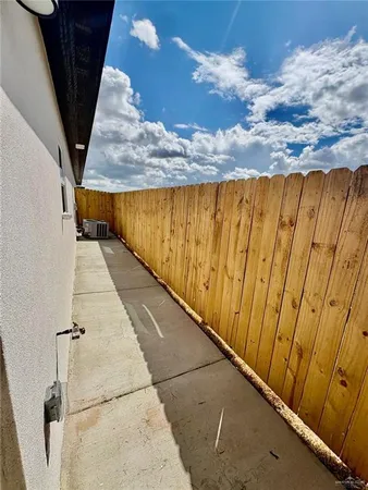 $1,250 | 2501 Indian Creek Avenue, Unit 1, McAllen, TX 78504