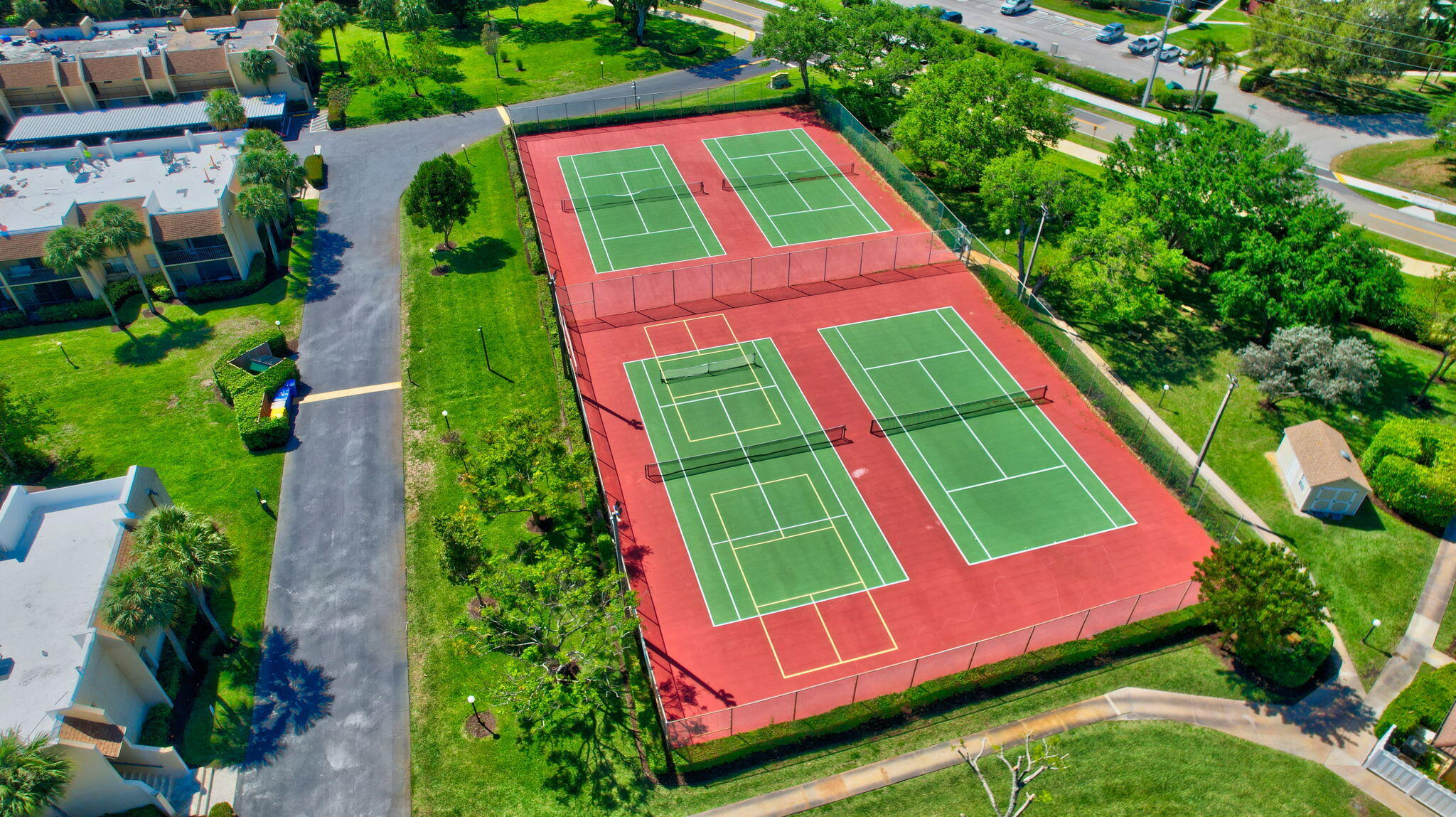 2805 Southwest 22nd Avenue, Unit 2050 Delray Beach, FL 33445 - Photo 25 of 36 TENNIS COURTS