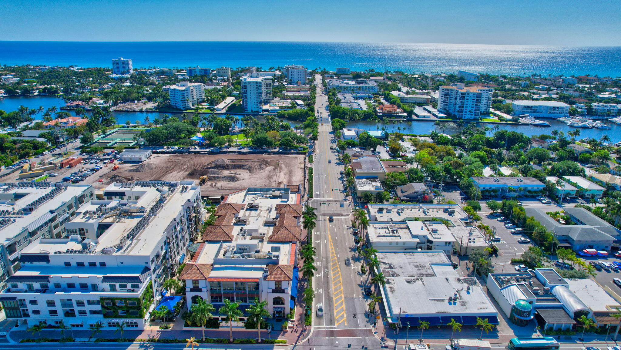 2805 Southwest 22nd Avenue, Unit 2050 Delray Beach, FL 33445 - Photo 30 of 36 an aerial view of a city