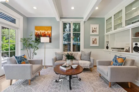 $1,795,000 | 901 Paramount Road, Oakland, CA 94610