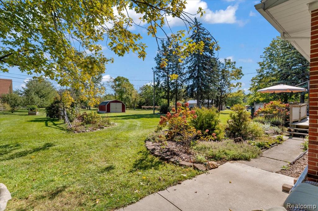 26215 Allen Road Woodhaven, MI 48183 - Photo 39 of 55 Gallery Image 39