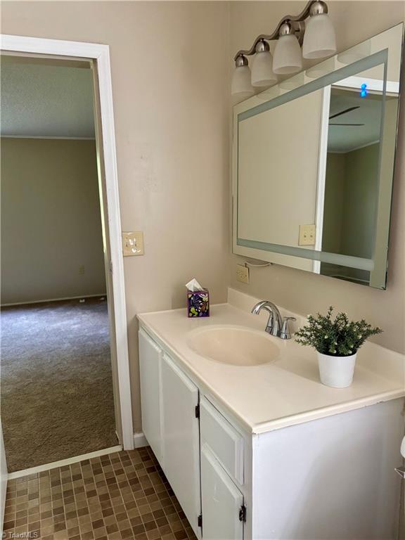 4242 Woodfern Road Asheboro, NC 27205 - Photo 19 of 23 Primary En Suite