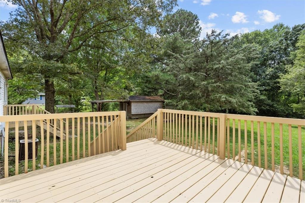 4242 Woodfern Road Asheboro, NC 27205 - Photo 4 of 23