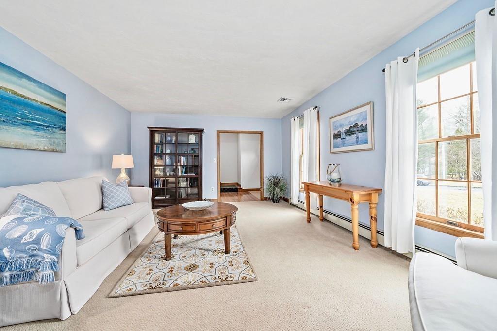 19 Damon Road Hanover, MA 02339 - Photo 3 of 33 Gallery Image 3