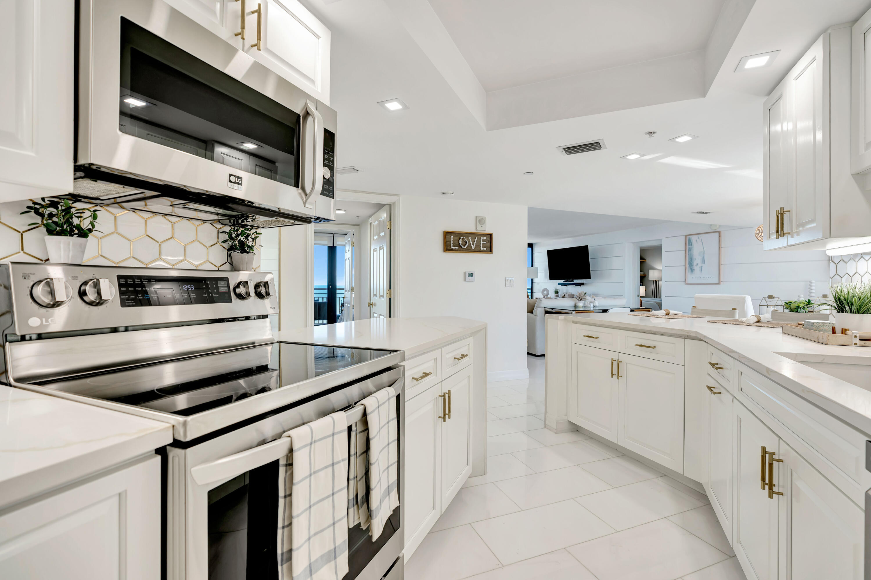 3000 North Ocean Drive, Unit 24F Singer Island, FL 33404 - Photo 21 of 81 _MLP0347