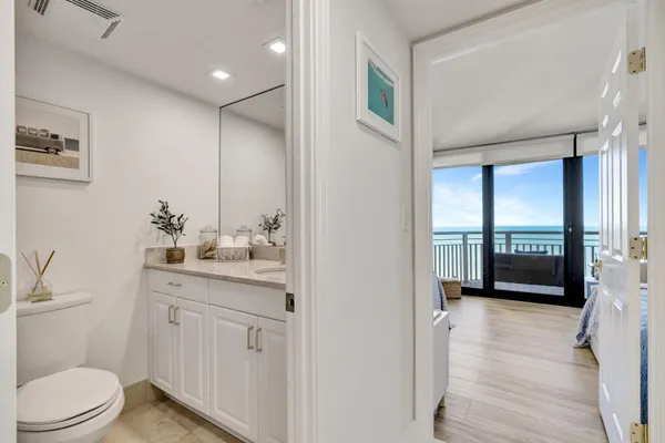 $1,390,000 | 3000 North Ocean Drive, Unit 24F, Singer Island, FL 33404