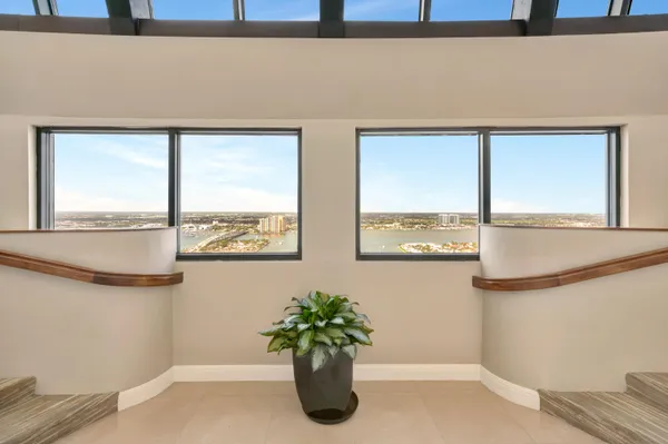 $1,390,000 | 3000 North Ocean Drive, Unit 24F, Singer Island, FL 33404