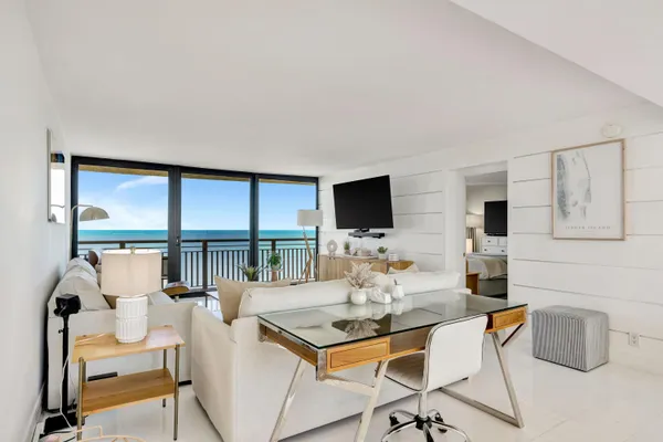 $1,390,000 | 3000 North Ocean Drive, Unit 24F, Singer Island, FL 33404