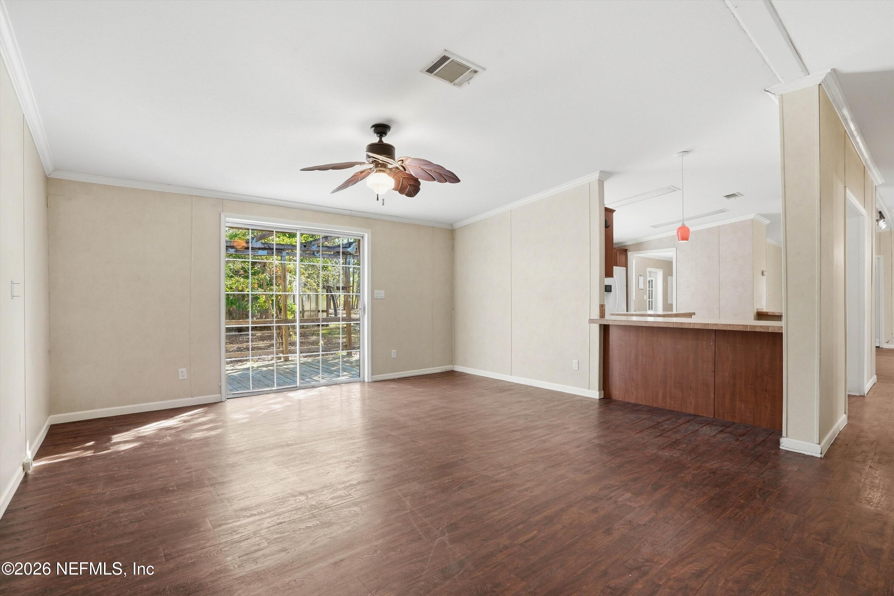 5625 Caribbean Circle Keystone Heights, FL 32656 - Photo 13 of 38 13-Dining Area