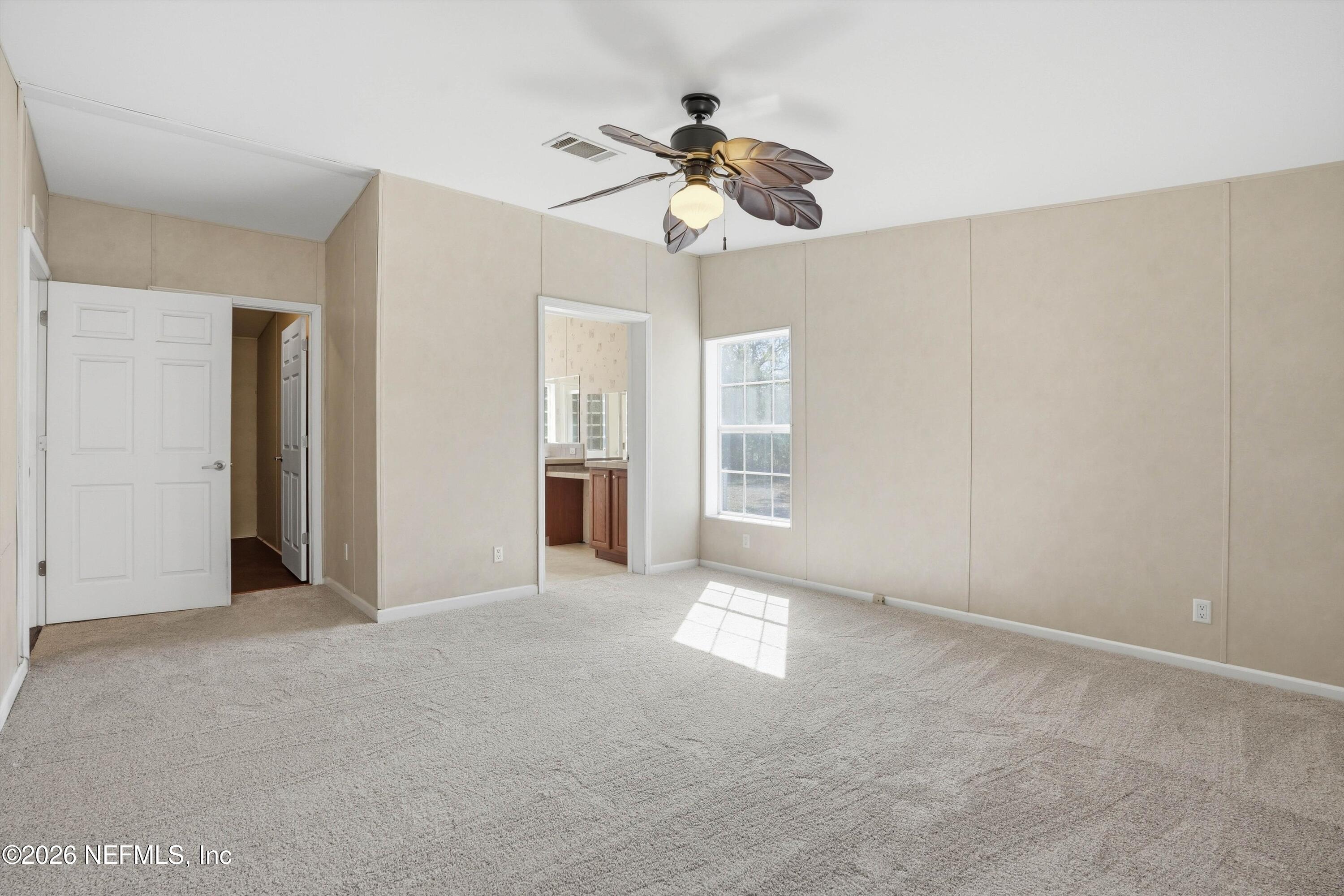5625 Caribbean Circle Keystone Heights, FL 32656 - Photo 16 of 38 16-Primary Bedroom