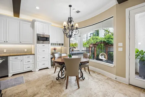 $1,399,000 | 4439 Betty Street, Bellaire, TX 77401