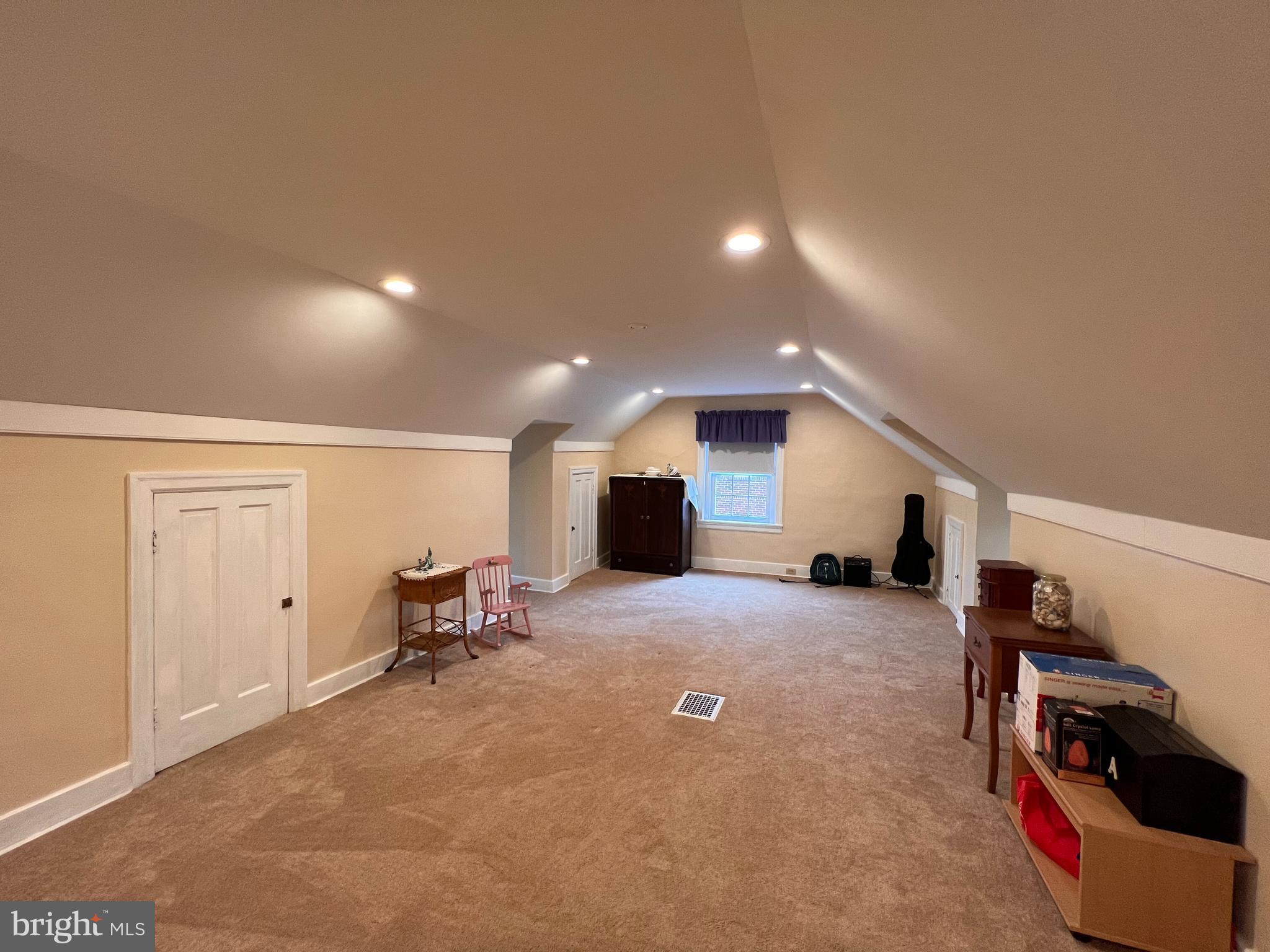 121 South Park Road Reading, PA 19610 - Photo 20 of 31