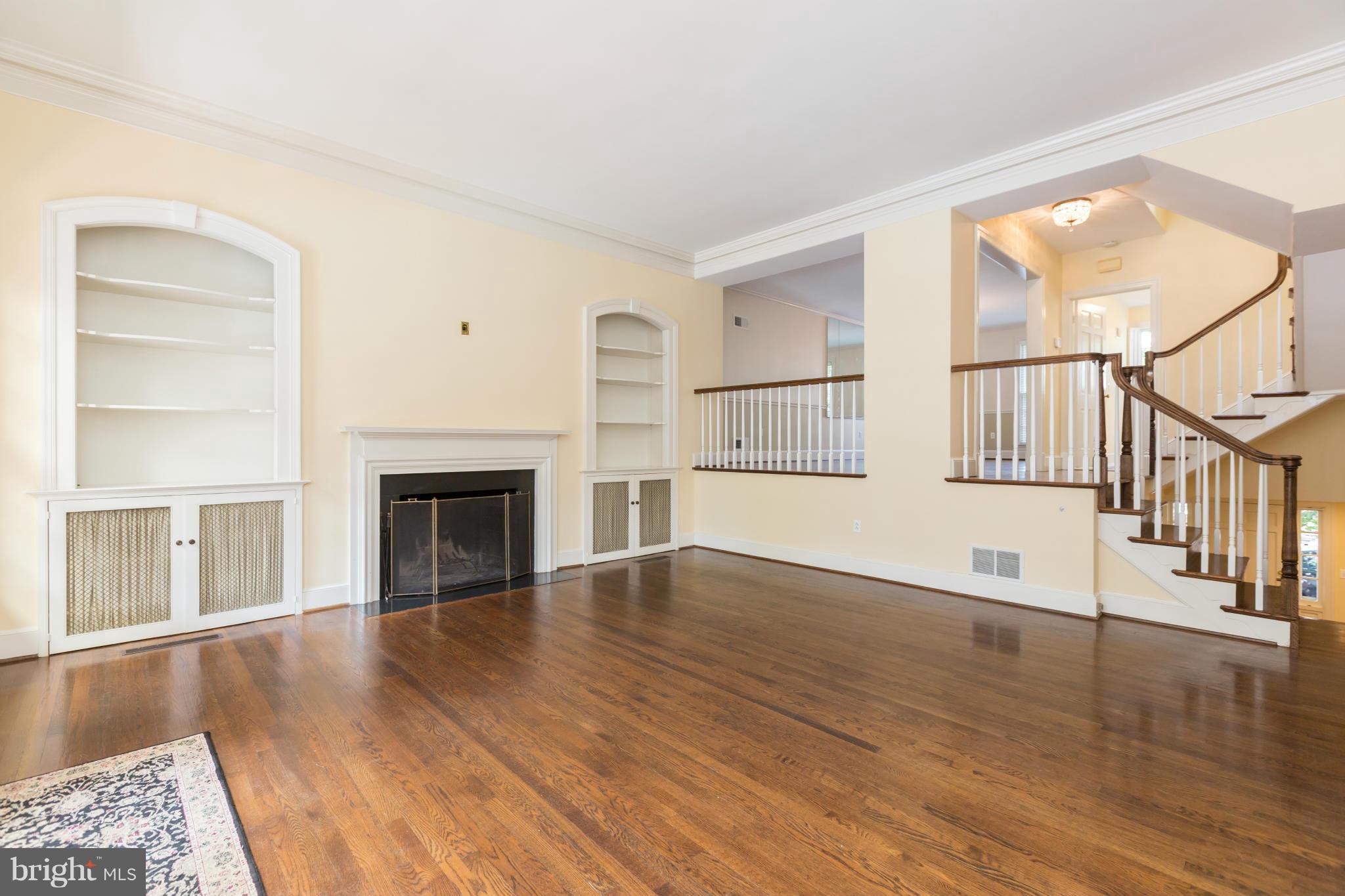 1342 28th Street Northwest Washington, DC 20007 - Photo 5 of 19 Living Room