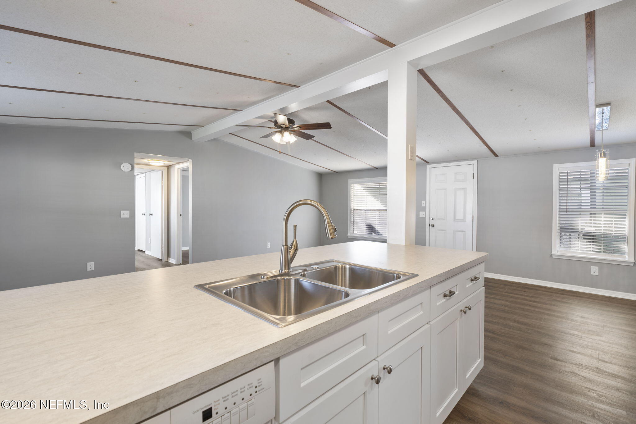 8145 Maple Street Jacksonville, FL 32244 - Photo 12 of 27 21-web-or-mls-DSC04073