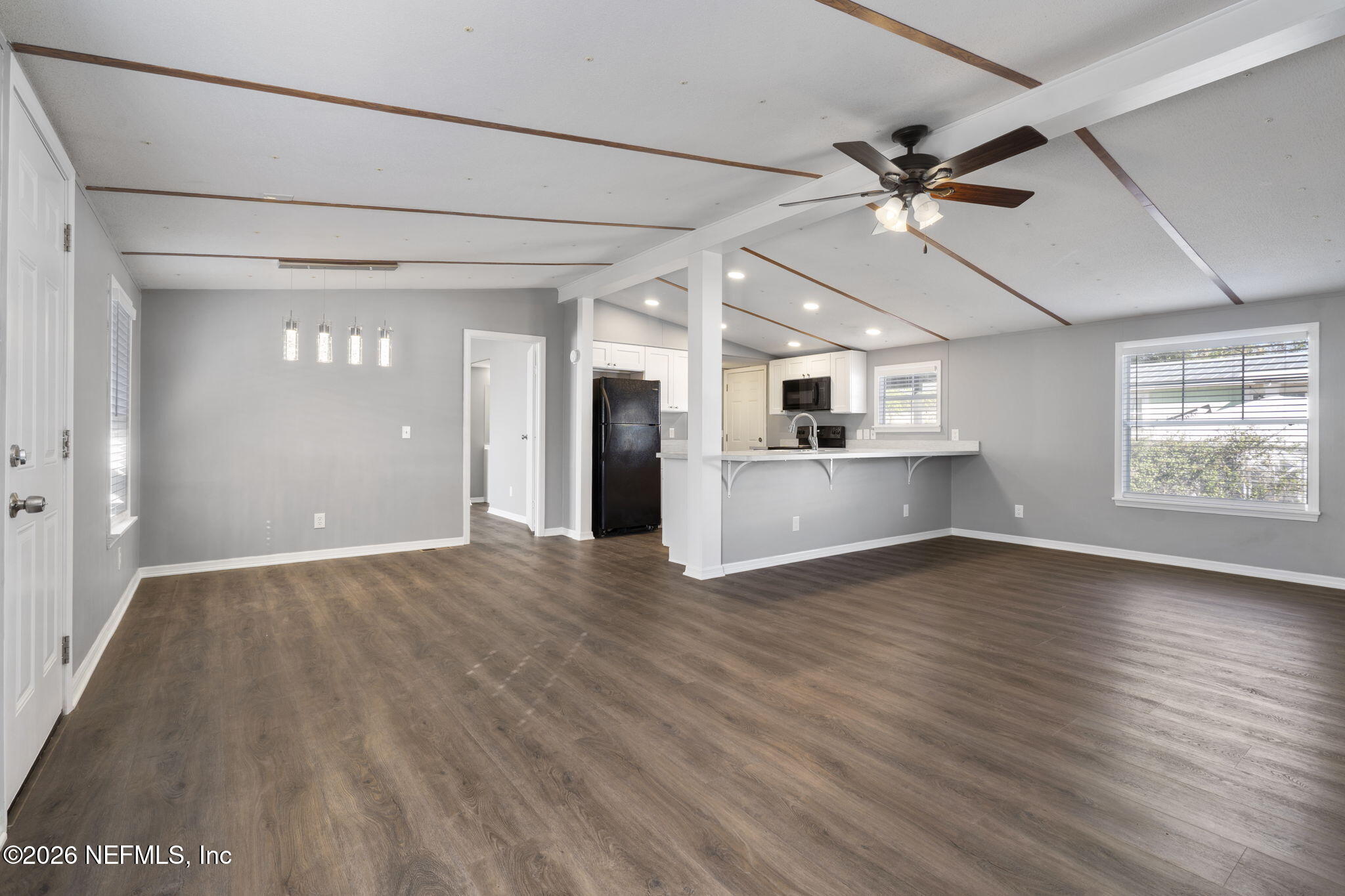 8145 Maple Street Jacksonville, FL 32244 - Photo 4 of 27 11-web-or-mls-DSC04010