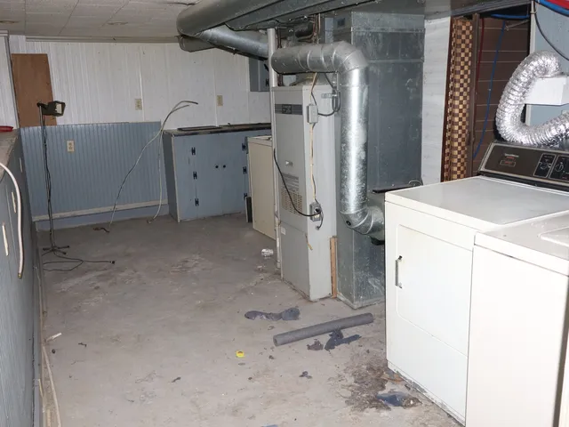 $95,000 | 1404 South Monroe Street, Streator, IL 61364