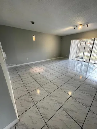 $2,600 | 9708 Southwest 138th Avenue, Unit 9708, Miami, FL 33186