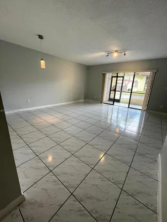 $2,600 | 9708 Southwest 138th Avenue, Unit 9708, Miami, FL 33186
